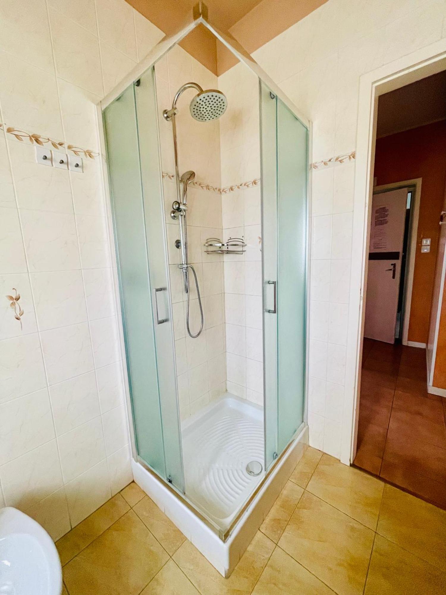 Apartament Le Rose Triest Zewnętrze zdjęcie