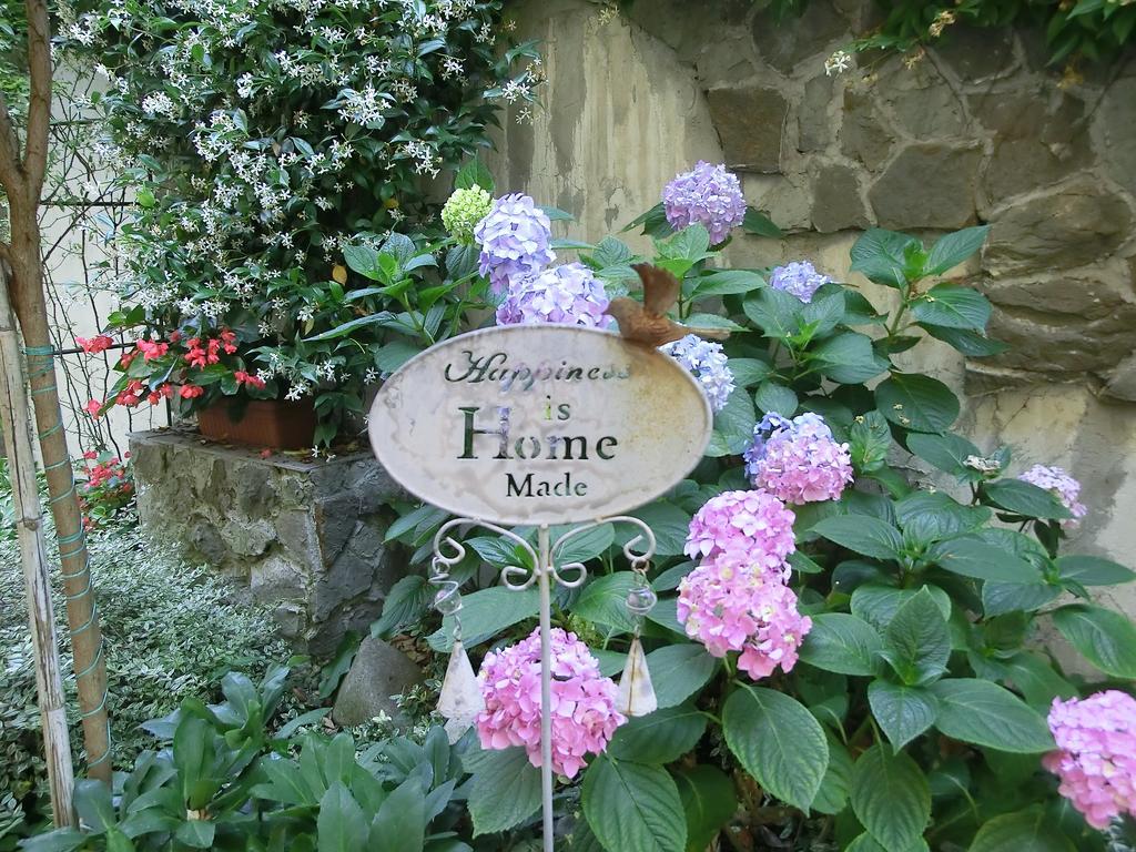 Apartament Le Rose Triest Zewnętrze zdjęcie