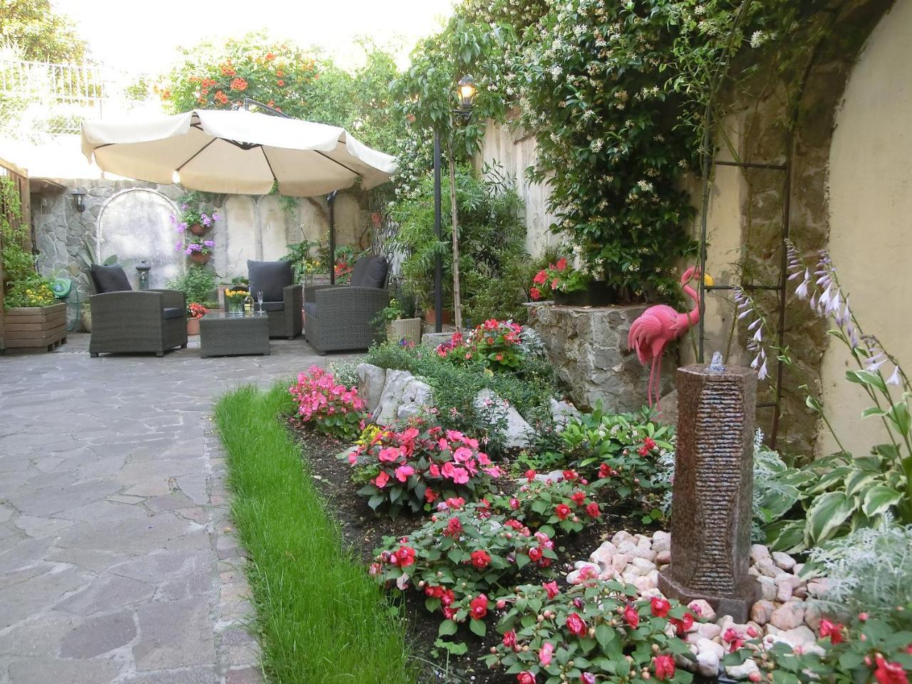 Apartament Le Rose Triest Zewnętrze zdjęcie